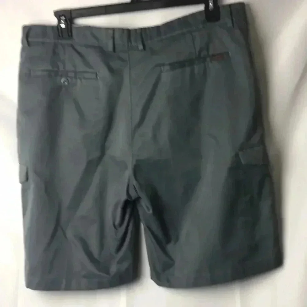 GREG NORMAN FOR TASSA ELLA MENS GRAY‎ SHORTS SZ 38. GOOD CLEAN CONDITION